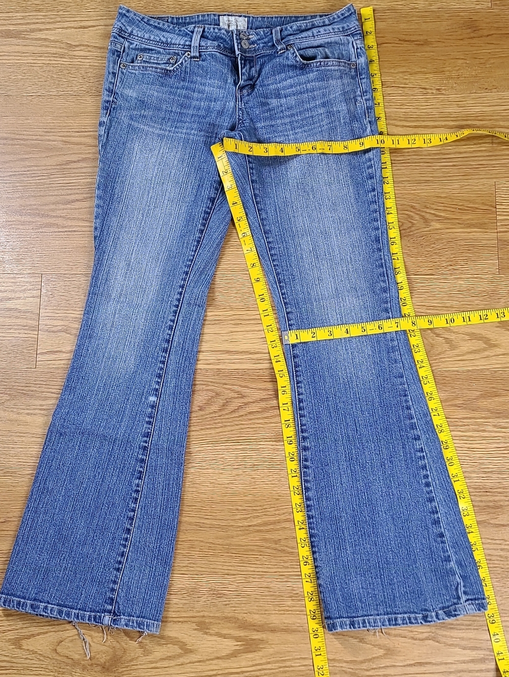 Aeropostale 7/8x30 long girls pre-owned strech denim blue jeans